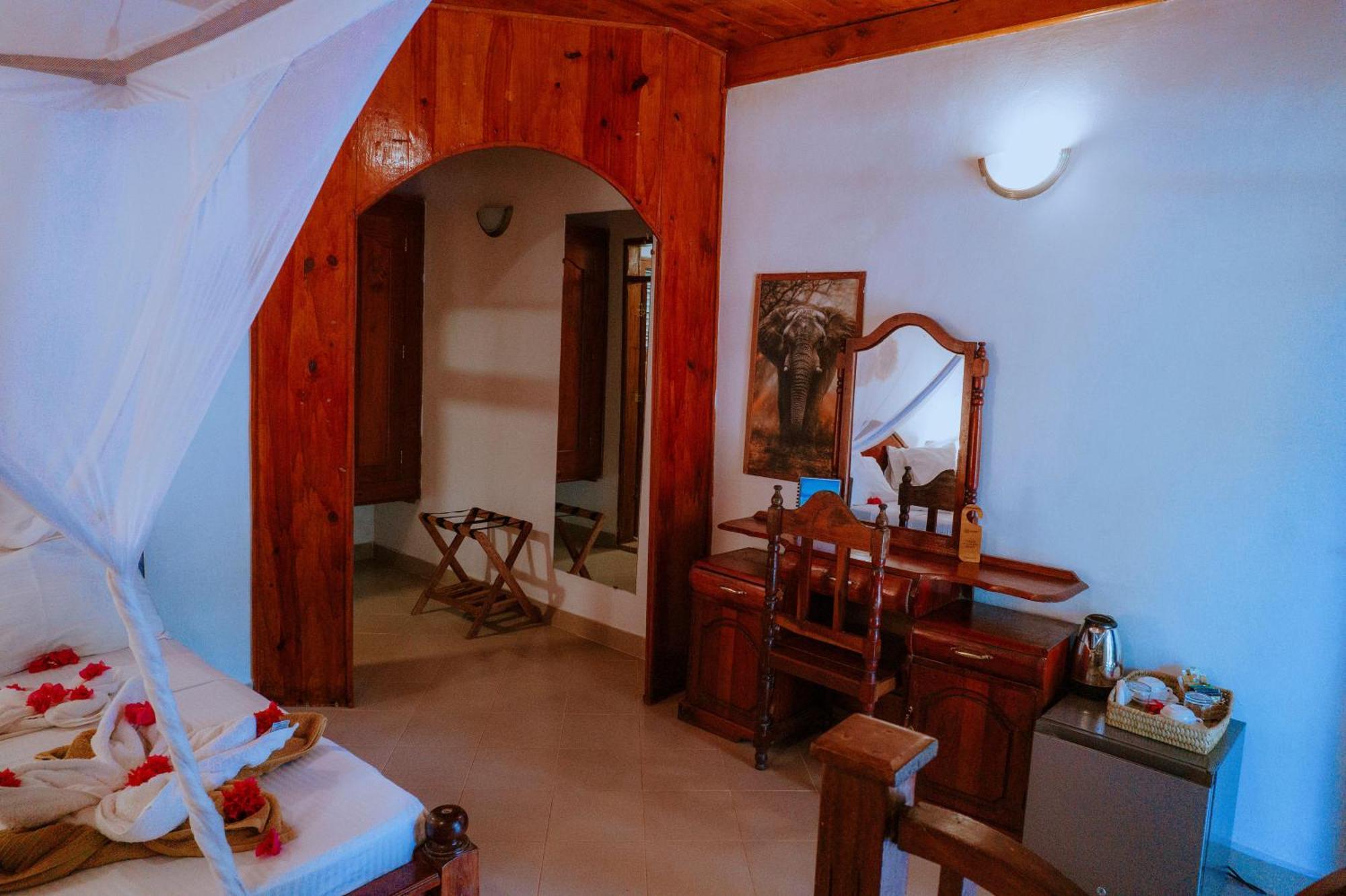 Mambo Ocean Resort Pwani Mchangani Extérieur photo